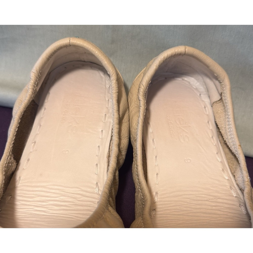 Tieks Cream Ballet Flats Bendable 9 - Picture 2 of 4